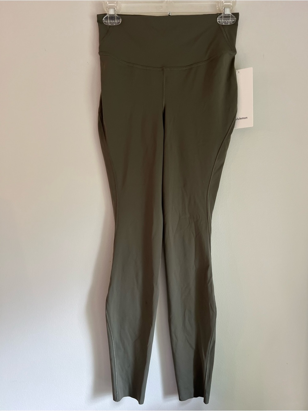 Lululemon Athletica Base Pace High Rise Tight Army Green 28” Length Women’s 6
